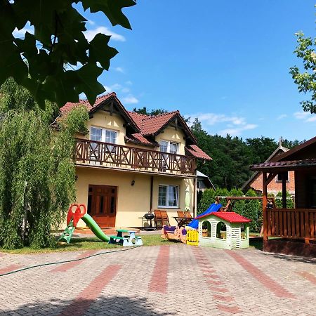 Pokoje Pod Kasztanami Янтар Экстерьер фото