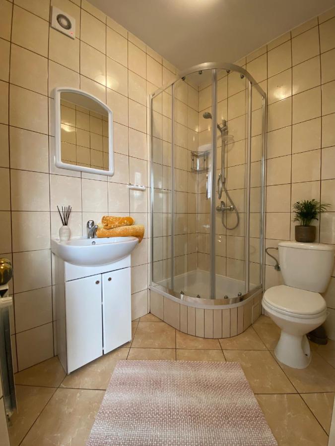 Pokoje Pod Kasztanami Янтар Экстерьер фото